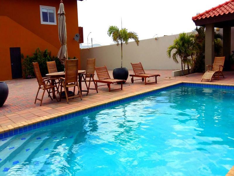 Dorado Eagle Beach Hotel Oranjestad Extérieur photo